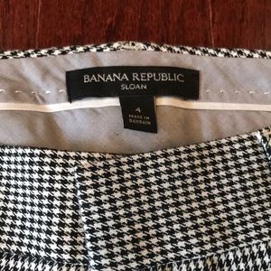 BANANA REPUBLIC checkered “Sloan” pants size 4